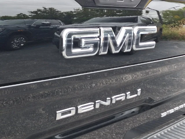New 2026 Onyx Black GMC Denali Ultimate image 22