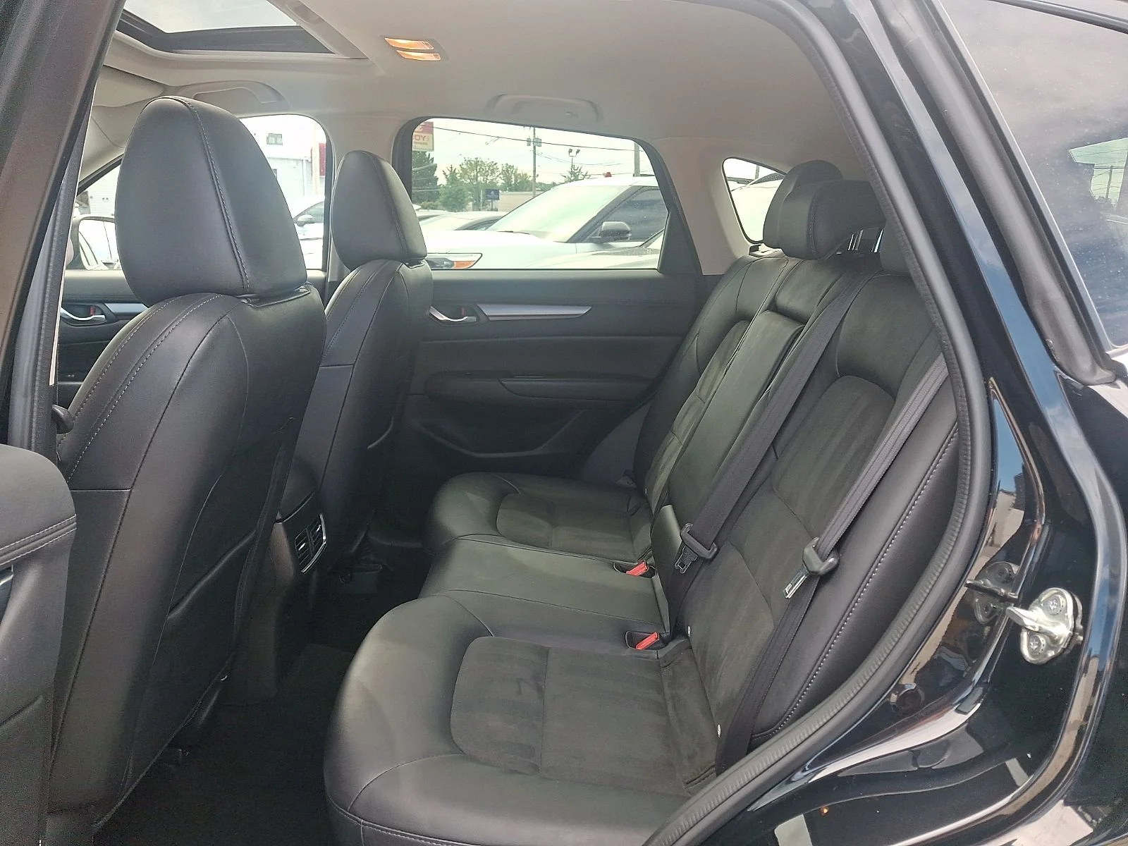 Used 2017 Black Mazda Touring image 10