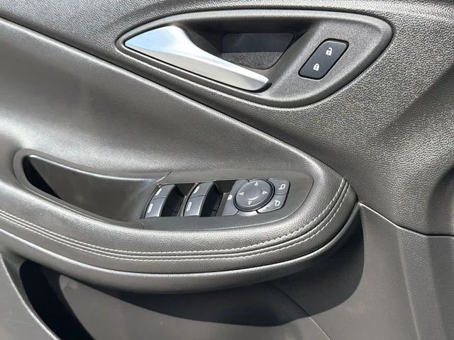 Used 2024 Blue Buick Preferred image 19