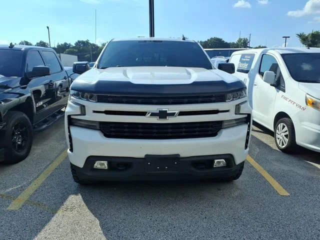 Used 2022 Summit White Chevrolet RST image 2