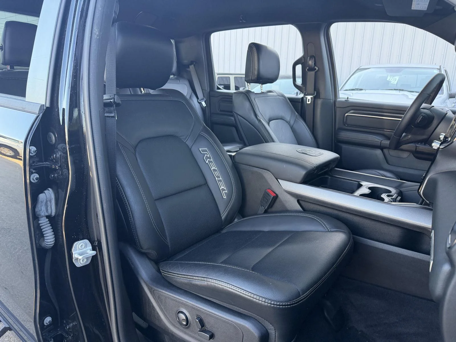 Used 2025 Diamond Black Crystal Pearlcoat Ram Rebel image 22