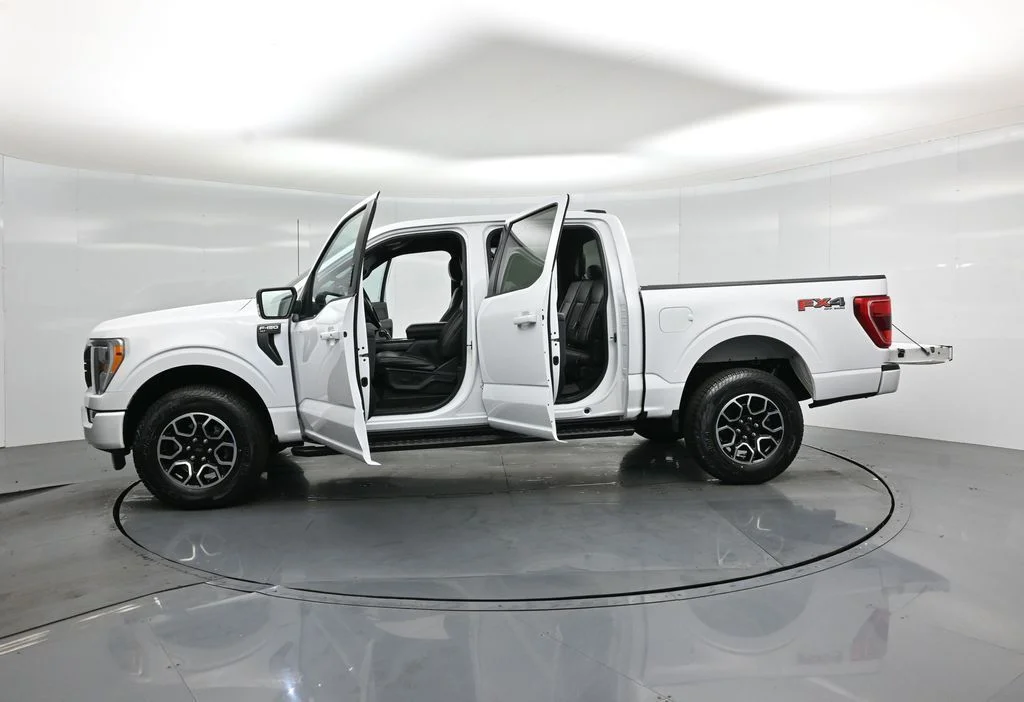 Certified Used 2023 White Ford XLT image 33