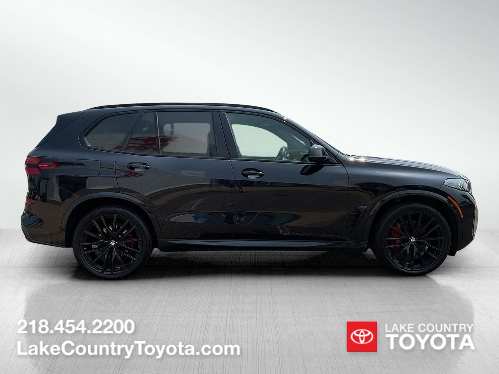 Used 2024 Black BMW xDrive40i image 6