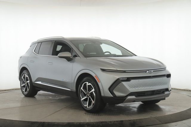 Used 2024 Chevrolet Equinox EV LT with VIN 3GN7DLRP6RS272957 for sale in Findlay, OH