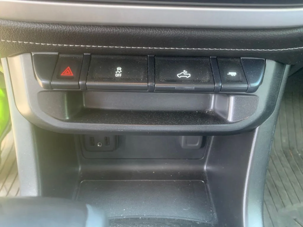 Used 2019 Dark Sky Metallic GMC SLE1 image 23