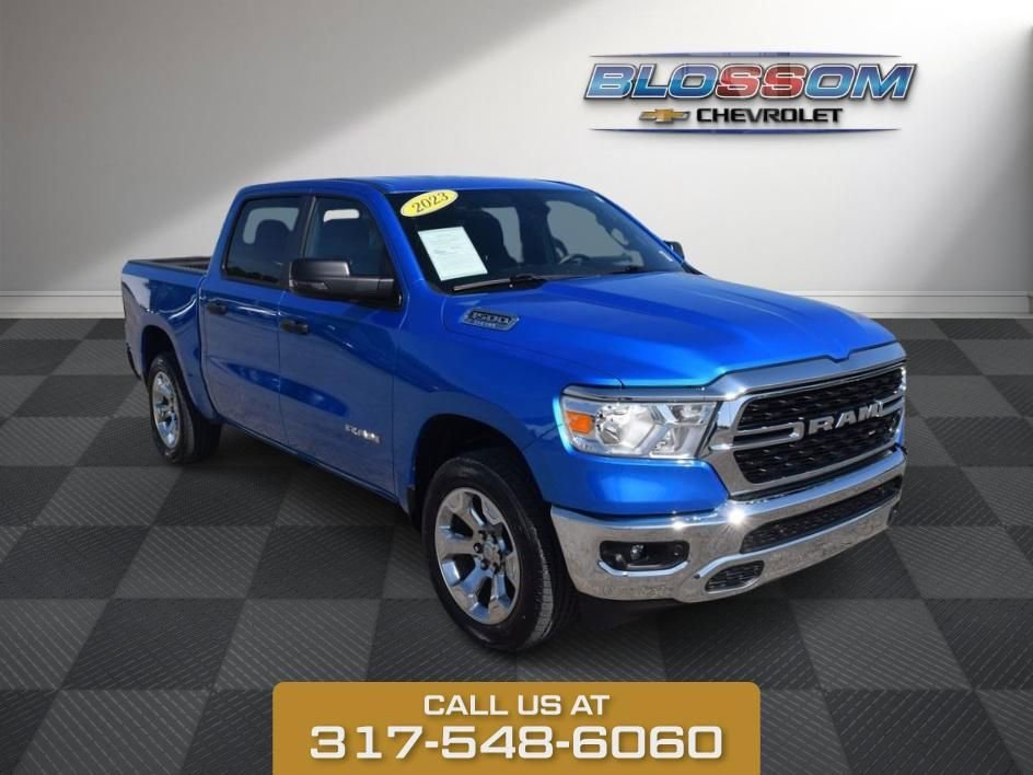 2023 RAM 1500 Big Horn/Lone Star 4x4 Crew Cab 5'7's photo