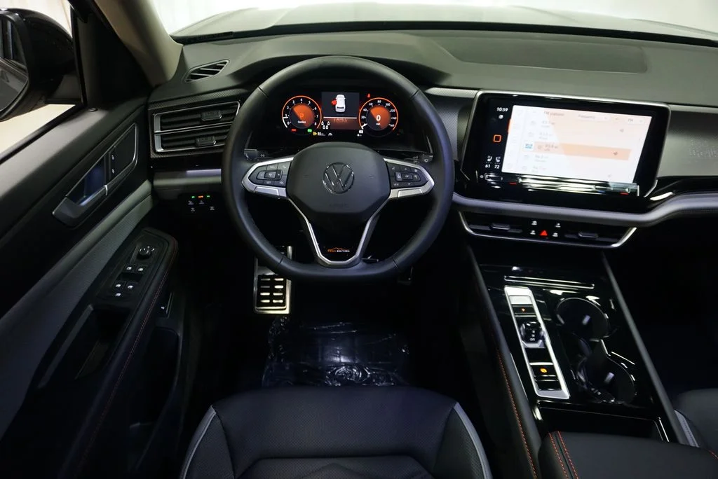 New 2026 Pure Gray Volkswagen Peak Edition image 13