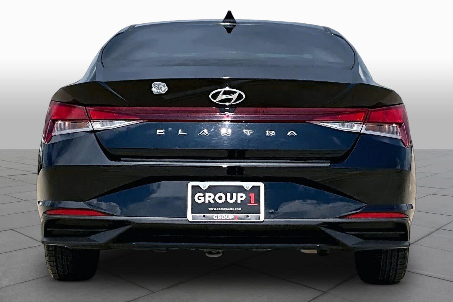 Pre-Owned 2023 Hyundai Elantra SEL
