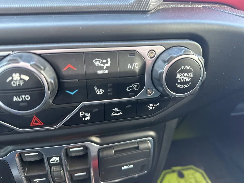 Used 2022 Gray Jeep Unlimited Rubicon image 19