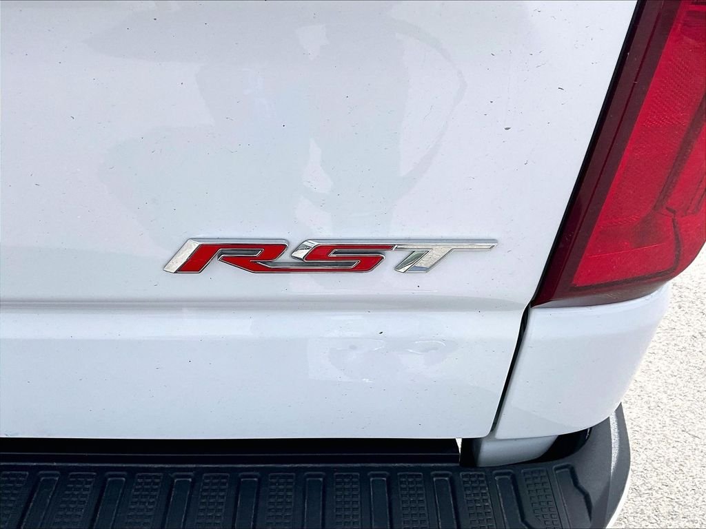 Used 2023 Summit White Chevrolet RST image 27