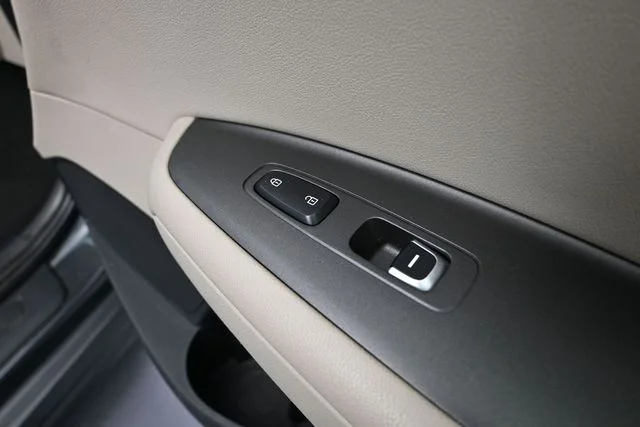 Used 2016 Green Kia LX image 36