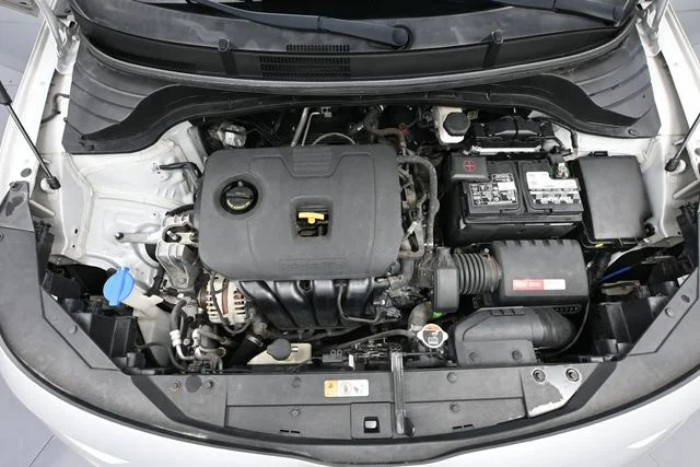 Used 2020 Silver Kia LX image 38