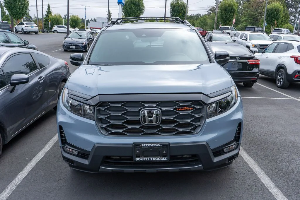Used 2023 Sonic Gray Pearl Honda TrailSport image 2