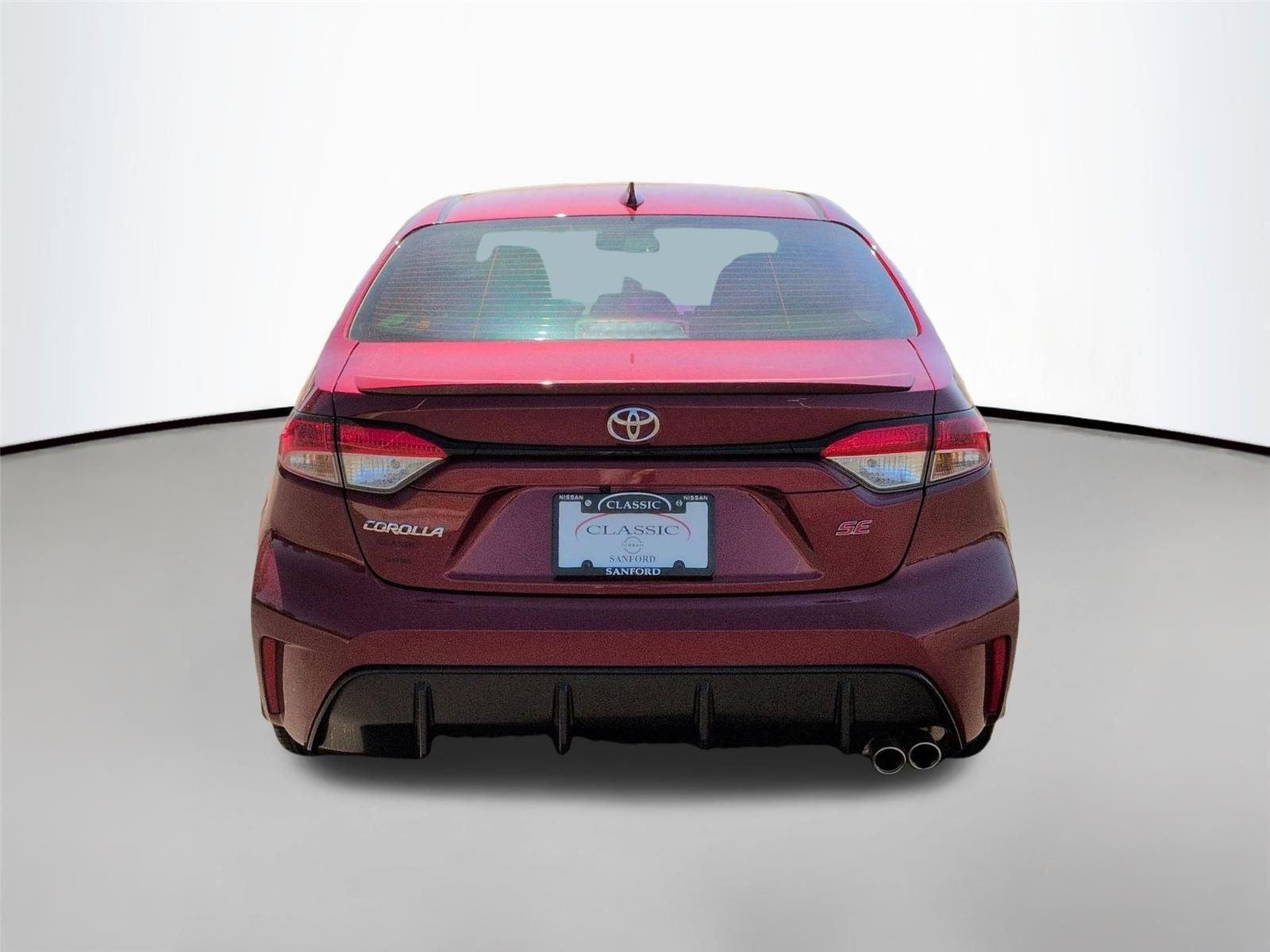 Used 2025 Ruby Flare Pearl Toyota SE image 4
