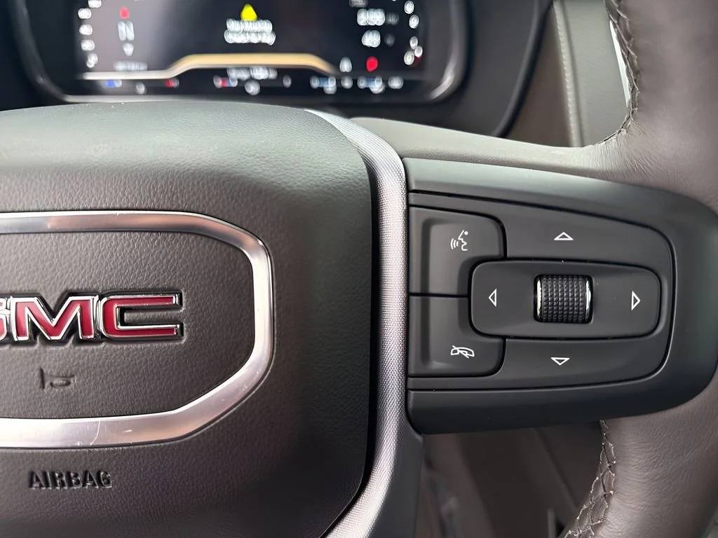 Used 2022 Summit White GMC SLT image 18