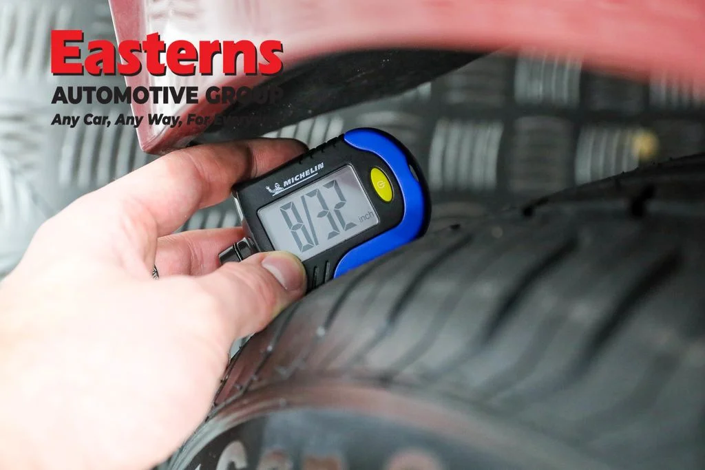 Used 2021 Red Nissan 2.5 SV image 27