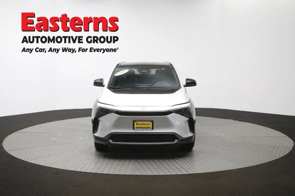 Used 2024 Silver Toyota XLE image 53