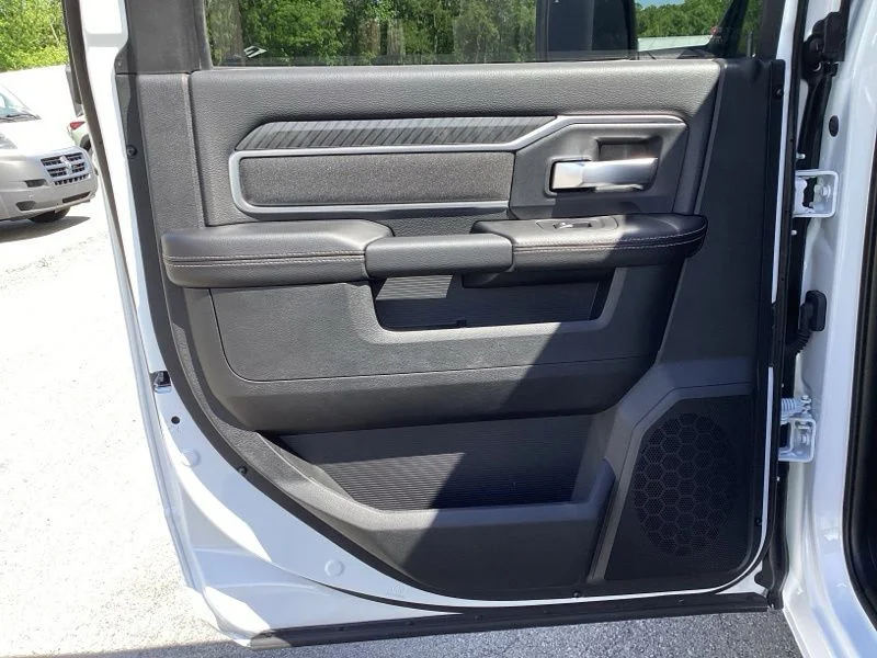 2026 RAM 2500 Big Horn - Photo 17