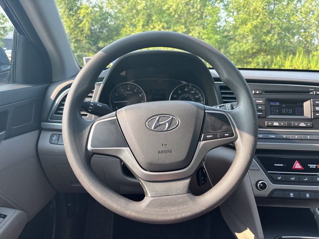 Used 2017 Blue Hyundai SE image 20