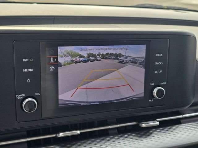 Used 2024  Kia LX image 24