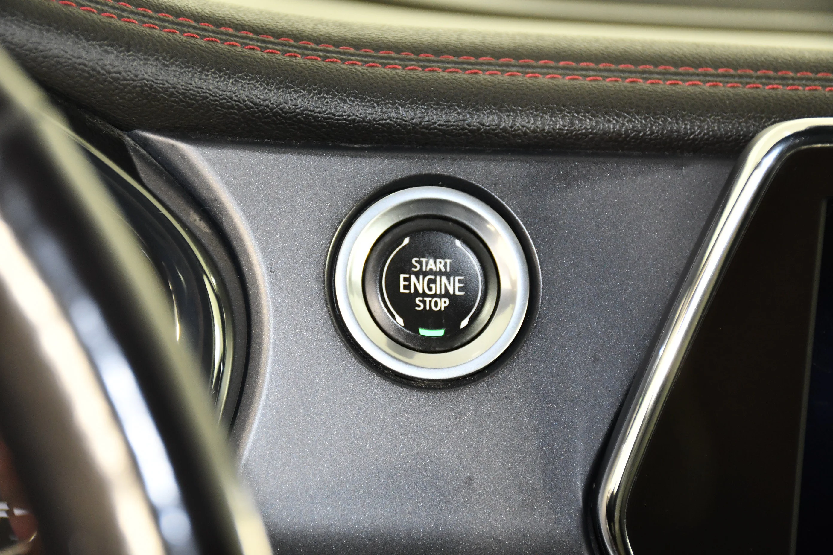 Used 2022 Silver Ice Metallic Chevrolet RS image 24