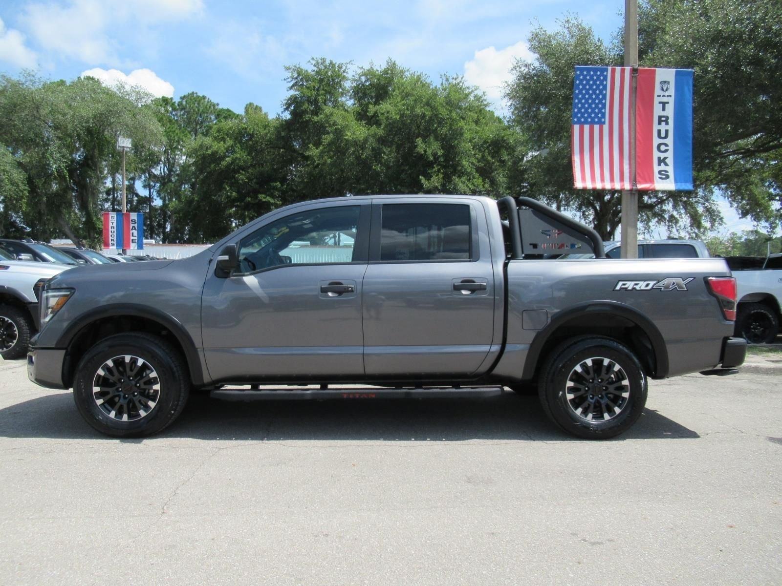 Used 2022 Gray Nissan PRO-4X image 4