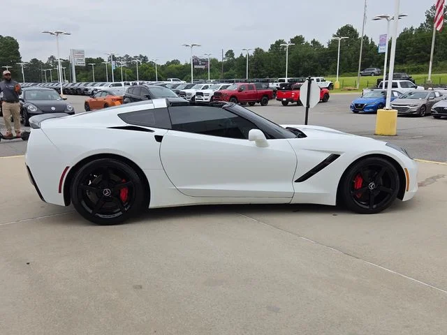 Used 2015 White Chevrolet Stingray image 13