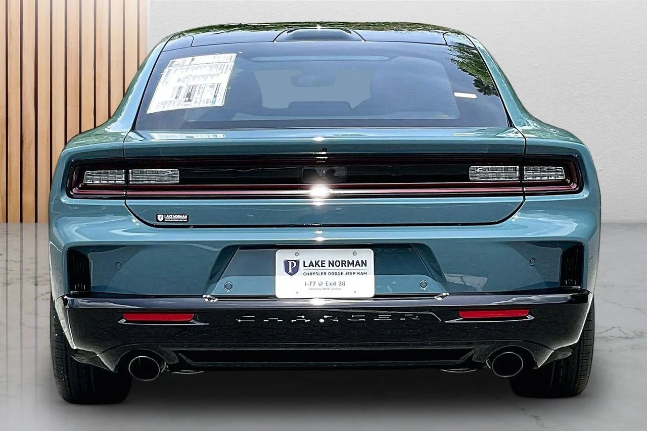 New 2026 Sub-Zero Exterior Paint Dodge  image 8