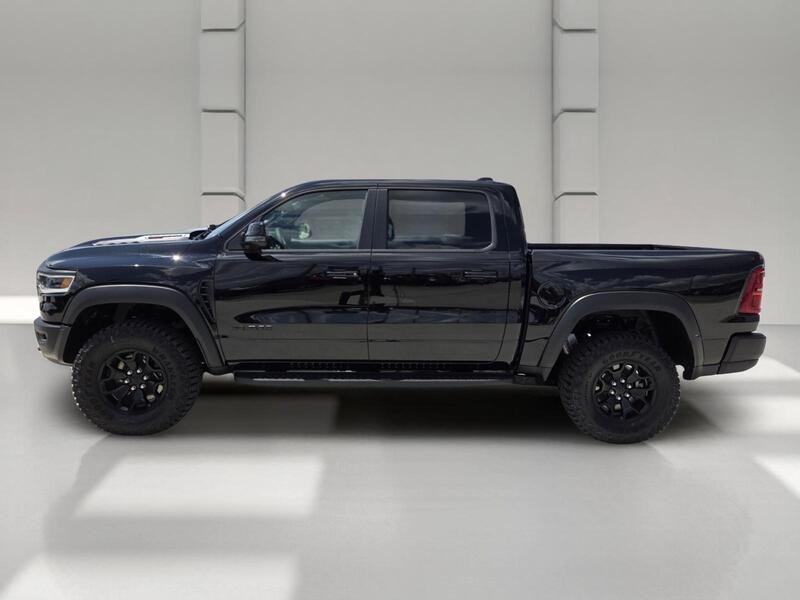 New 2026 Diamond Black Crystal Pearl-Coat Exterior Paint RAM RHO 4X4 CREW CAB 5