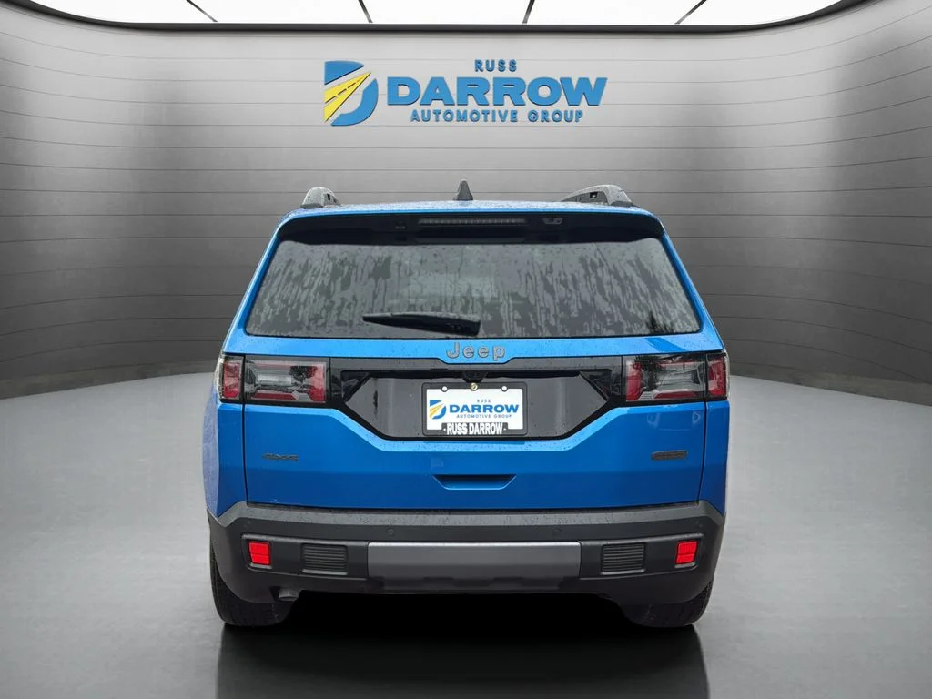 New 2026 Hydro Blue Pearl-Coat Exterior Paint Jeep Overland image 4