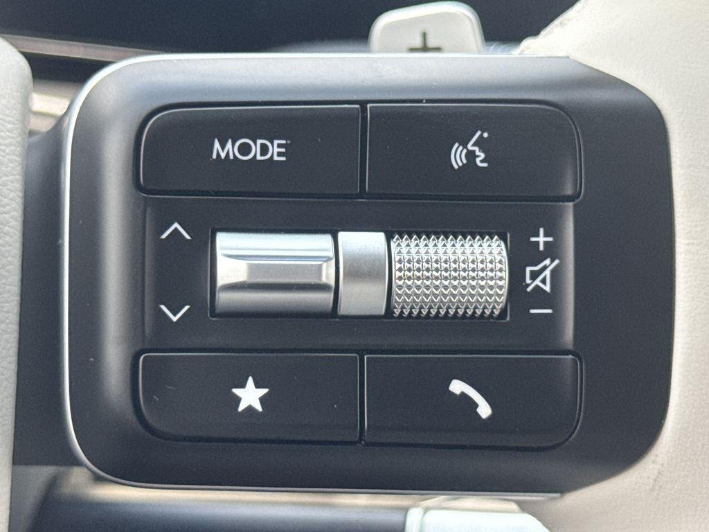 New 2026 Green Hyundai SEL FWD image 24