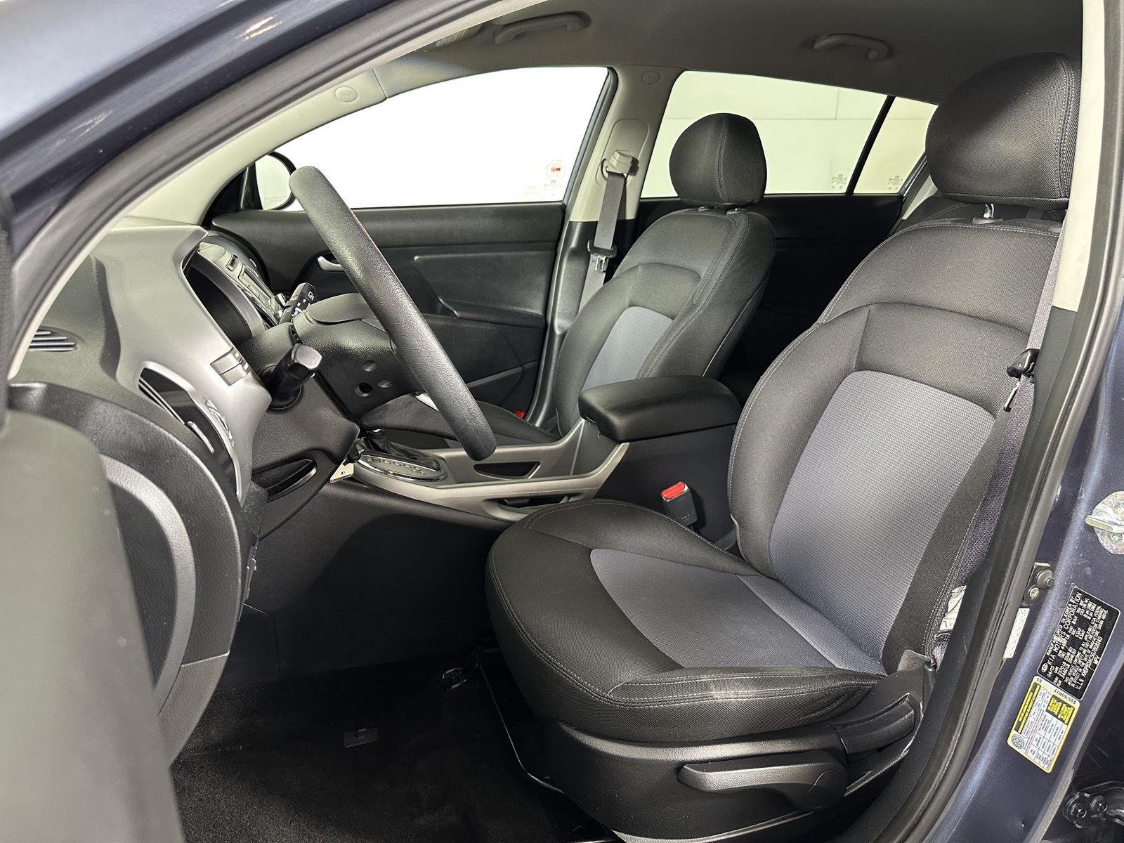 Used 2016 Twilight Blue Kia LX image 20