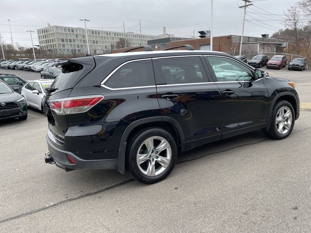 Used 2014 Black Toyota Limited image 8