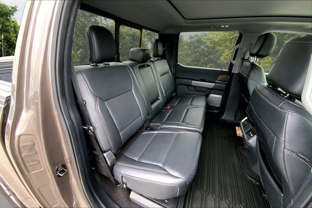 Used 2022 Gray Ford Lariat image 26