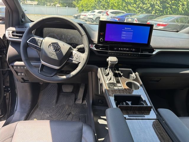 Used 2025 Black Toyota Platinum image 8