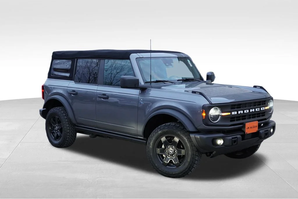 2022 Ford Bronco Black Diamond Advanced 4x4's photo