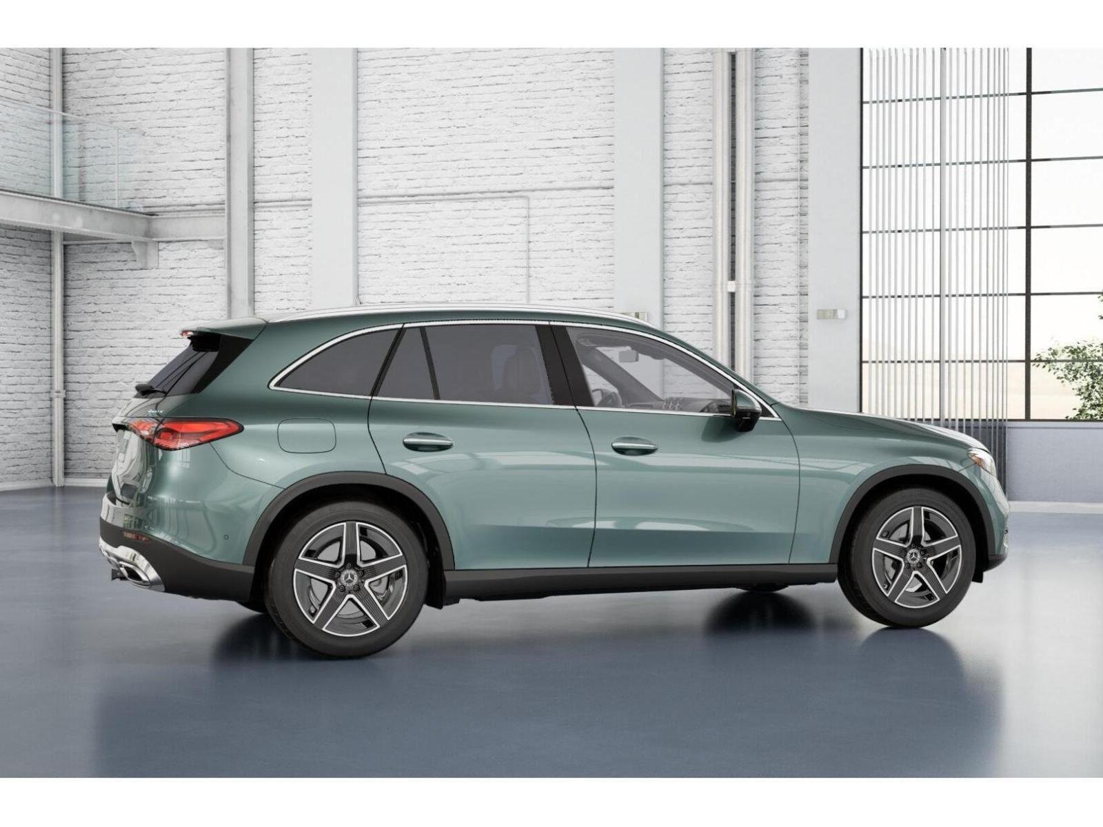 New 2026 Verde Silver Metallic Mercedes-Benz GLC 300 image 18