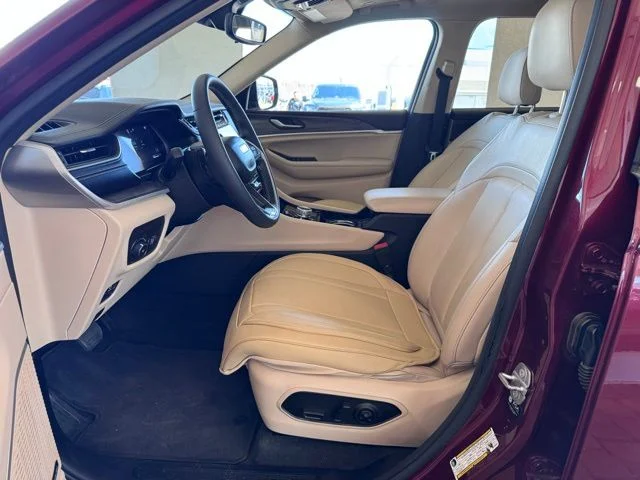 2021 Jeep Grand Cherokee L Limited - Photo 9