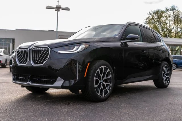 2025 BMW X3 30 XDRIVE's photo