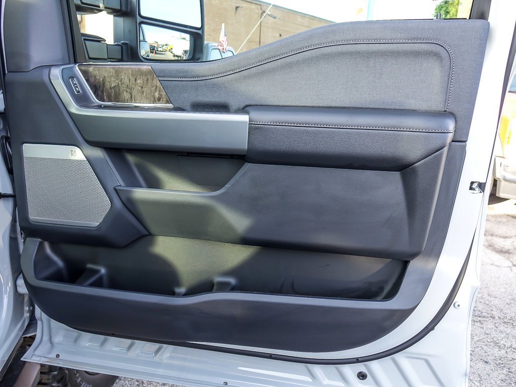 New 2026 Avalanche Ford LARIAT image 35