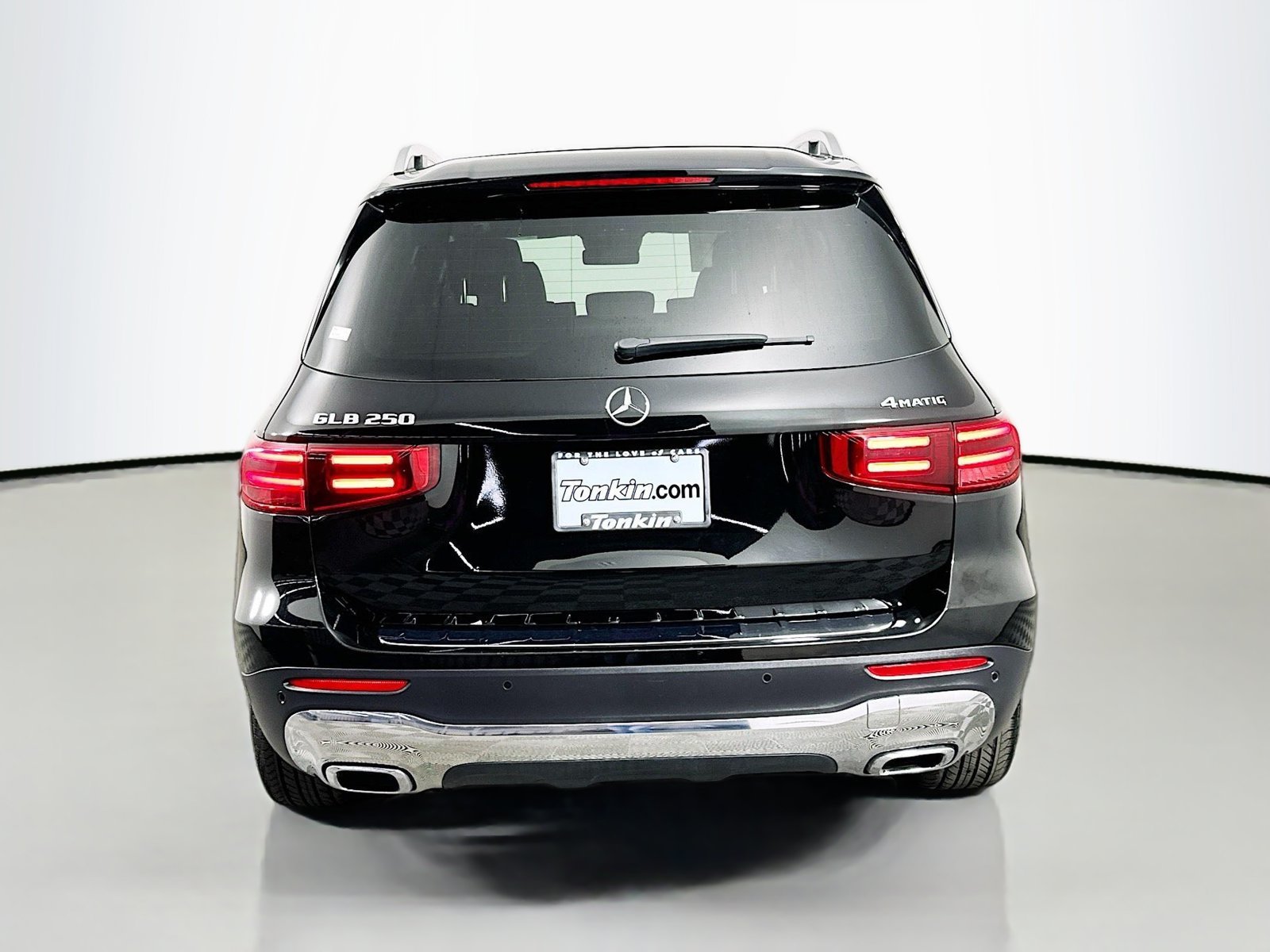 Used 2025 Black Mercedes-Benz GLB 250 image 5