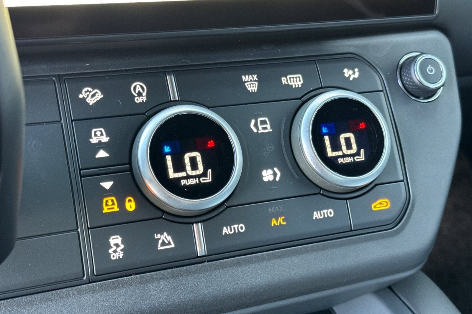 New 2026 Gondwana Stone Land Rover X-Dynamic SE image 24