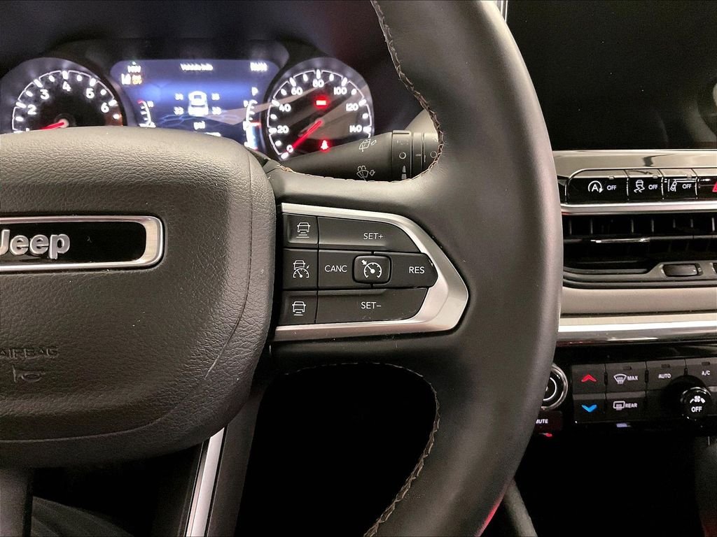 Used 2022 Silver Jeep Limited image 23