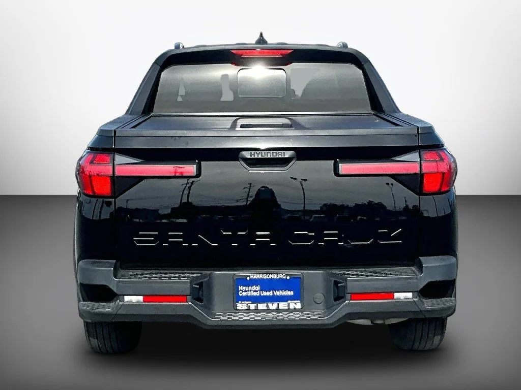 Used 2024 Black Hyundai SEL image 5