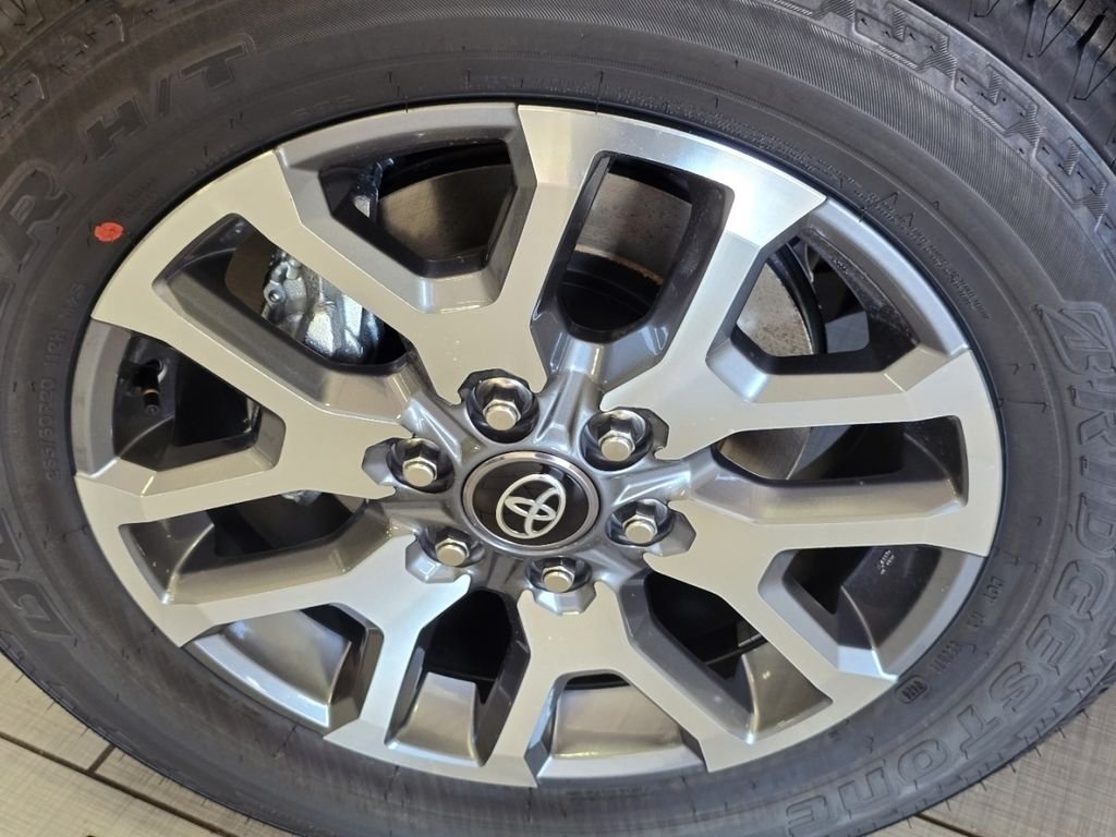 2026 Toyota Tundra 1794 Edition - Photo 15