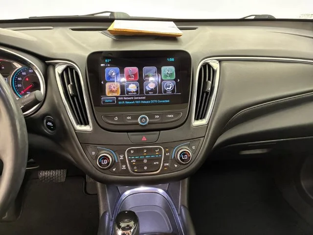 Certified Used 2018 IRIDESCENT PEARL TRICOAT Chevrolet Premier image 26