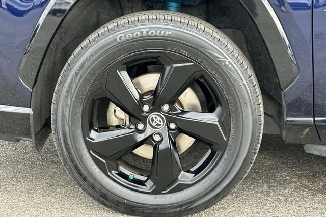 Used 2019 Black Toyota XSE image 34
