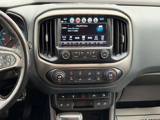 Used 2018 Black Chevrolet Z71 image 15