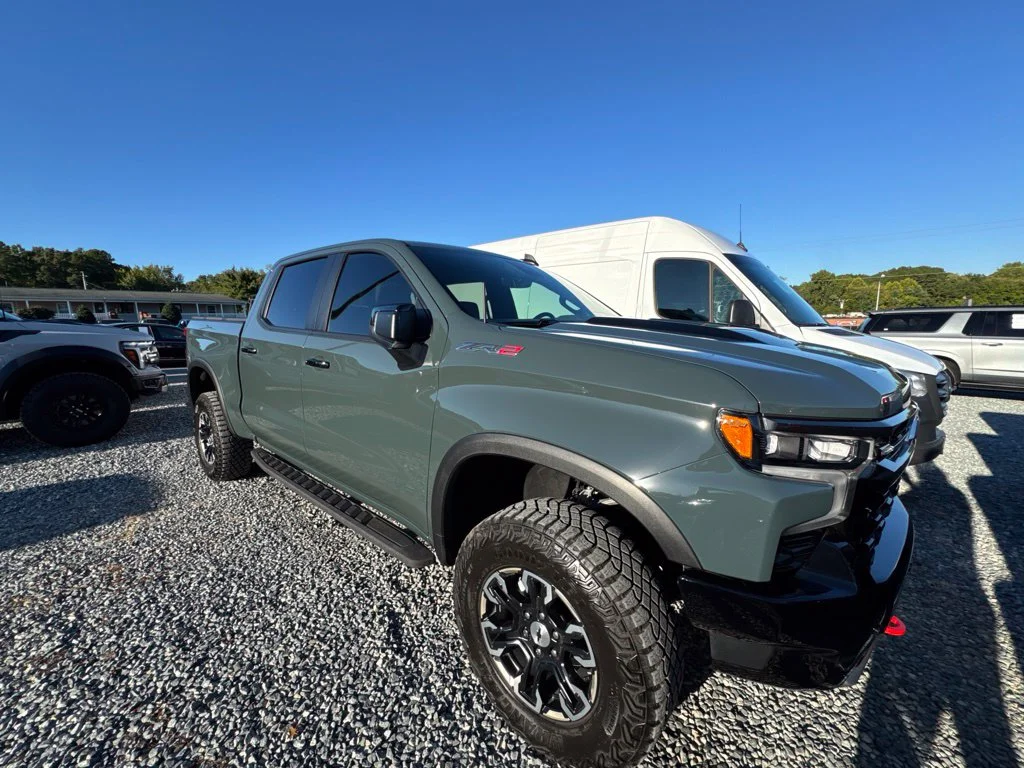 Used 2026 Gray Chevrolet ZR2 image 2