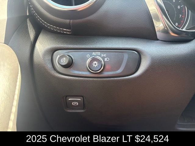 Used 2025 Black Chevrolet LT image 13